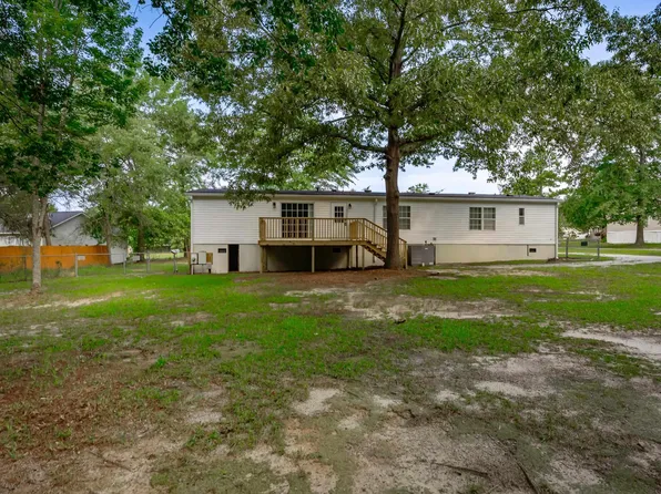 Photo of 584 Railgate Loop, Lugoff, SC 29078