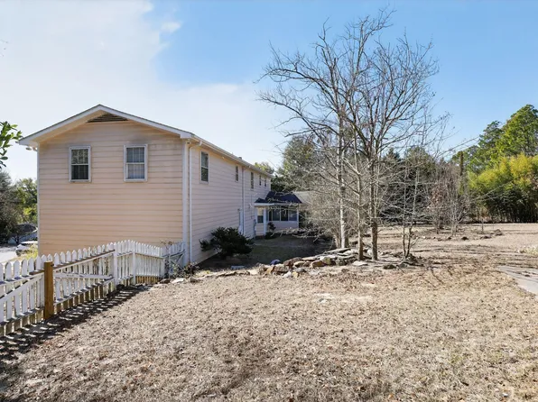 Photo of 18 Belle Oaks Ct, Elgin, SC 29045